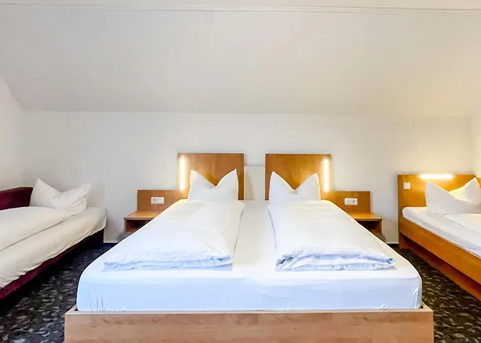 Готель Smart 1 Bb1 203