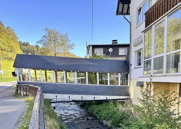 Smart 1 Bb1 203 Готель